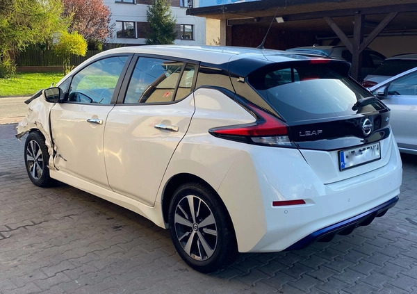 Nissan Leaf cena 31900 przebieg: 53000, rok produkcji 2018 z Mogielnica małe 191